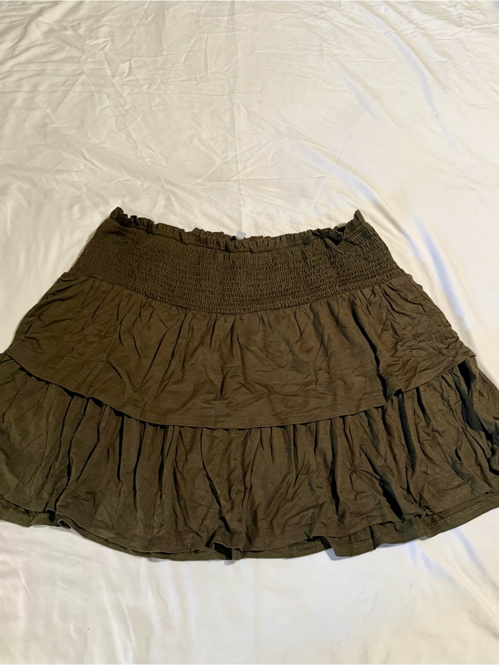 New White Birch Olive Green Smocked Tiered Ruffle Mini Skirt 1X
